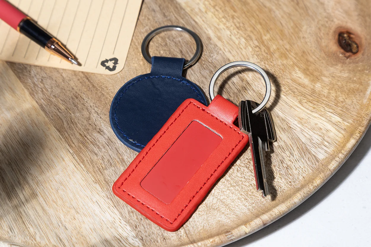 Schlüsselanhänger RPU ShineKey Rect, rot – Bild 6