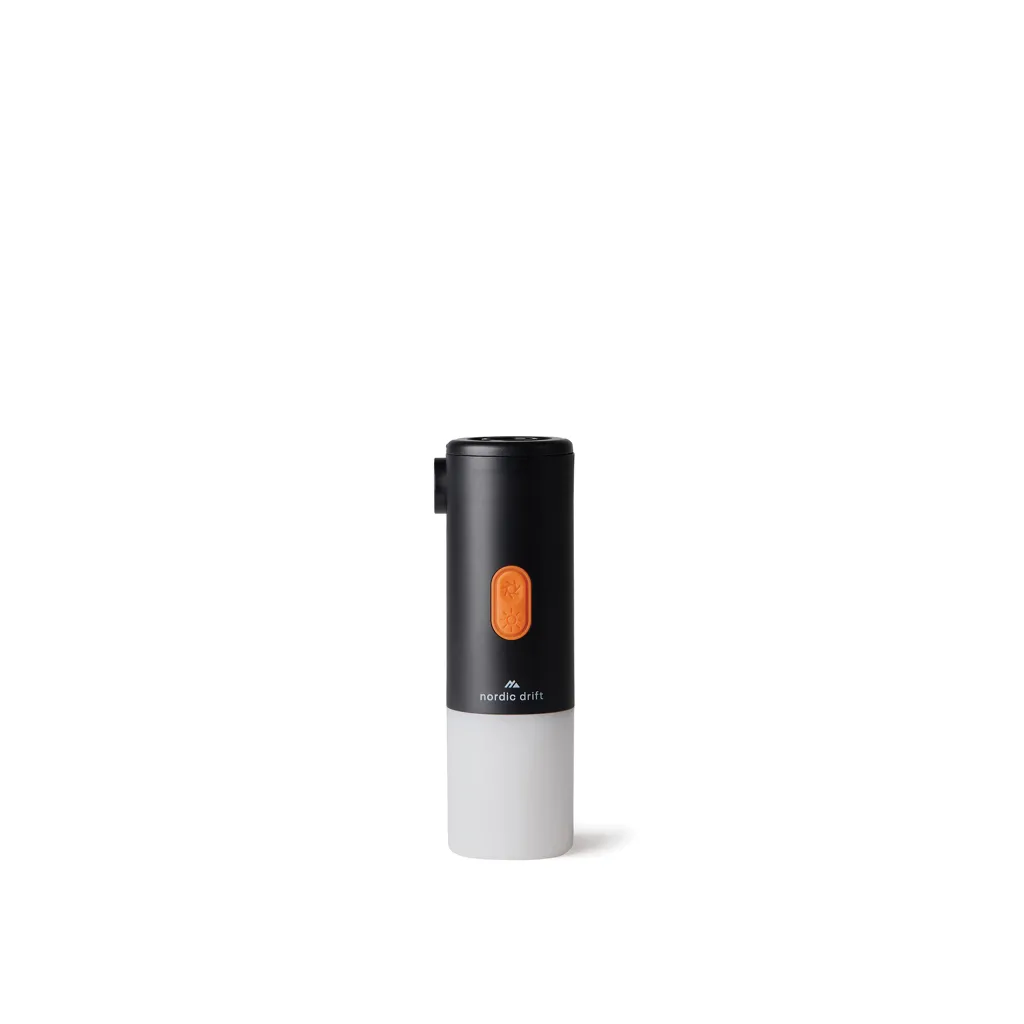 Nordic Drift Titan 2-in-1-Luftpumpe und Campinglampe