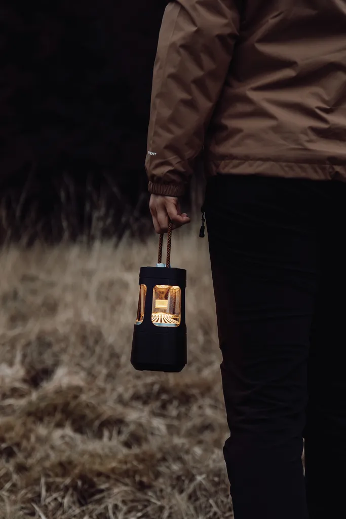 Nordic Drift Everest IPX4 Campingleuchte mit 10W-Lautspeaker, schwarz – Bild 8