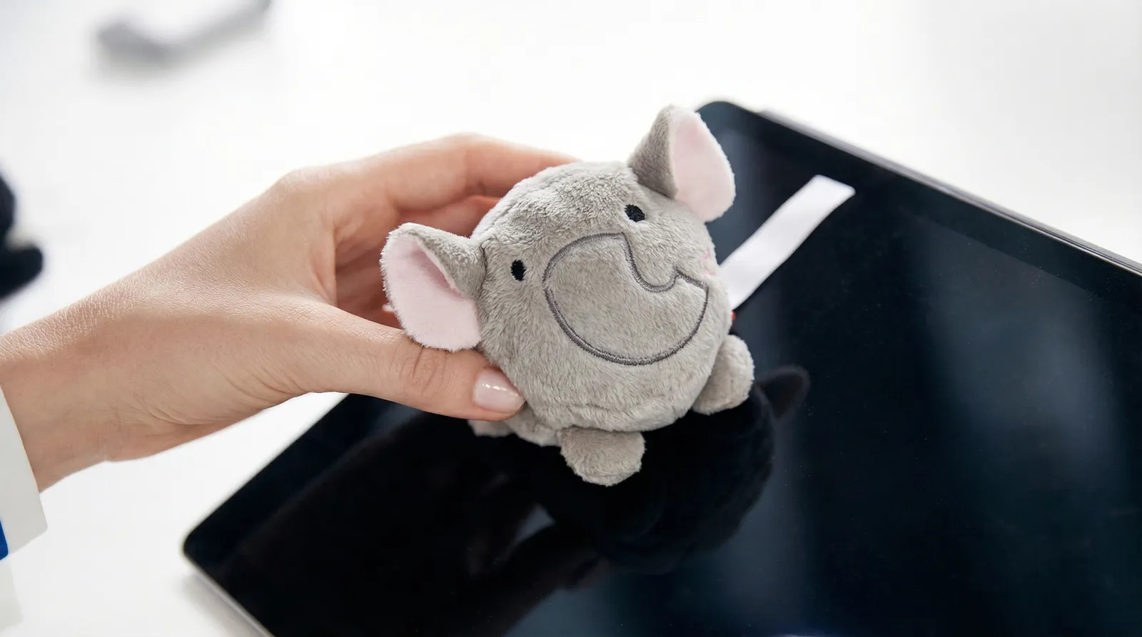Schmoozies® Elefant, grau – Bild 6