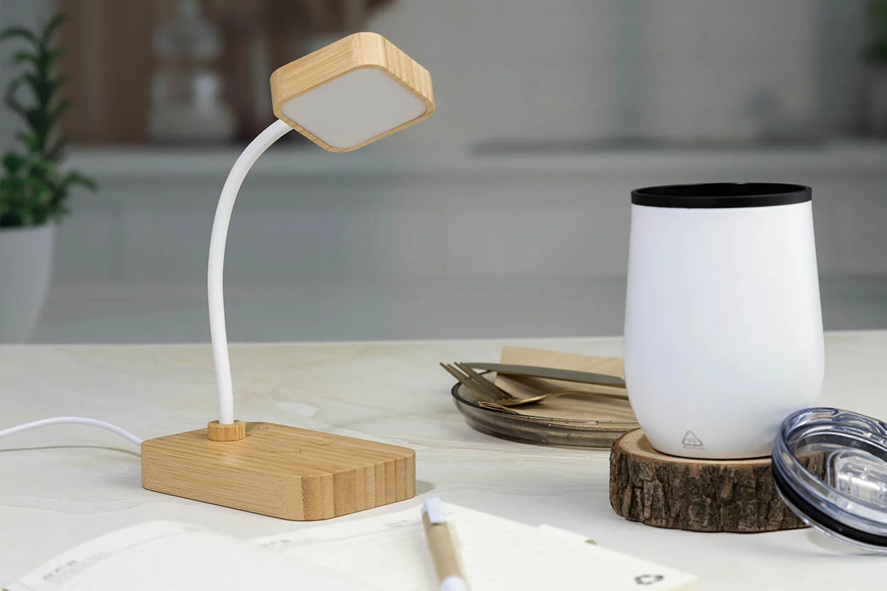 Multifunktionale Schreibtischlampe VoltGlow, natur, weiß – Bild 11