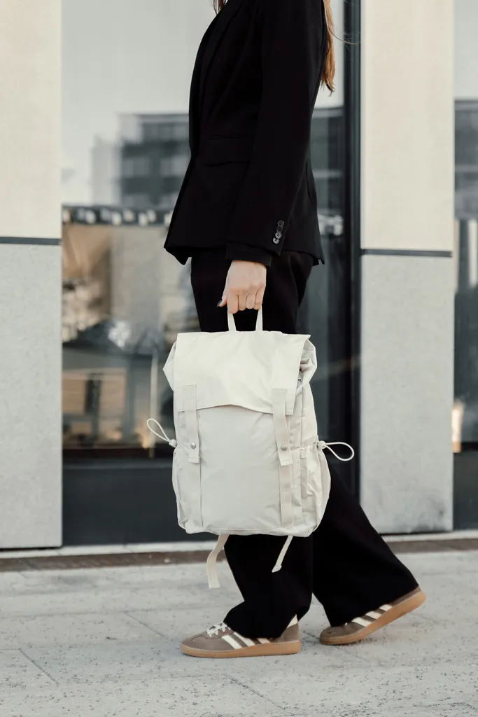KENTO URBAN Everyday Rucksack aus RCS recyceltem Nylon, beige – Bild 7