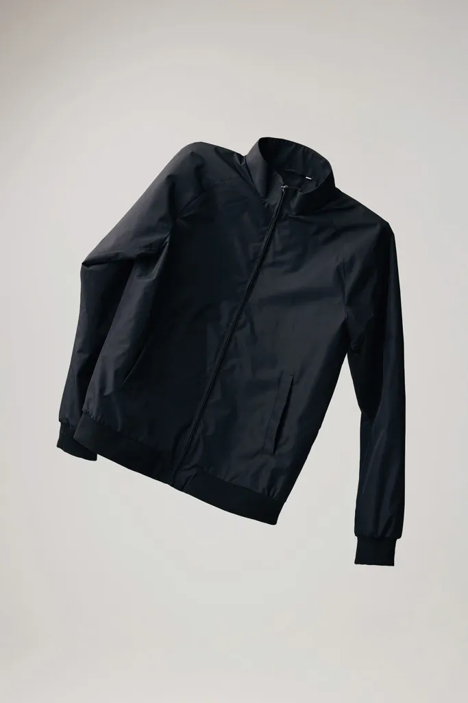 IQONIQ Odin Urban Jacke aus recyceltem Polyester, schwarz – Bild 7