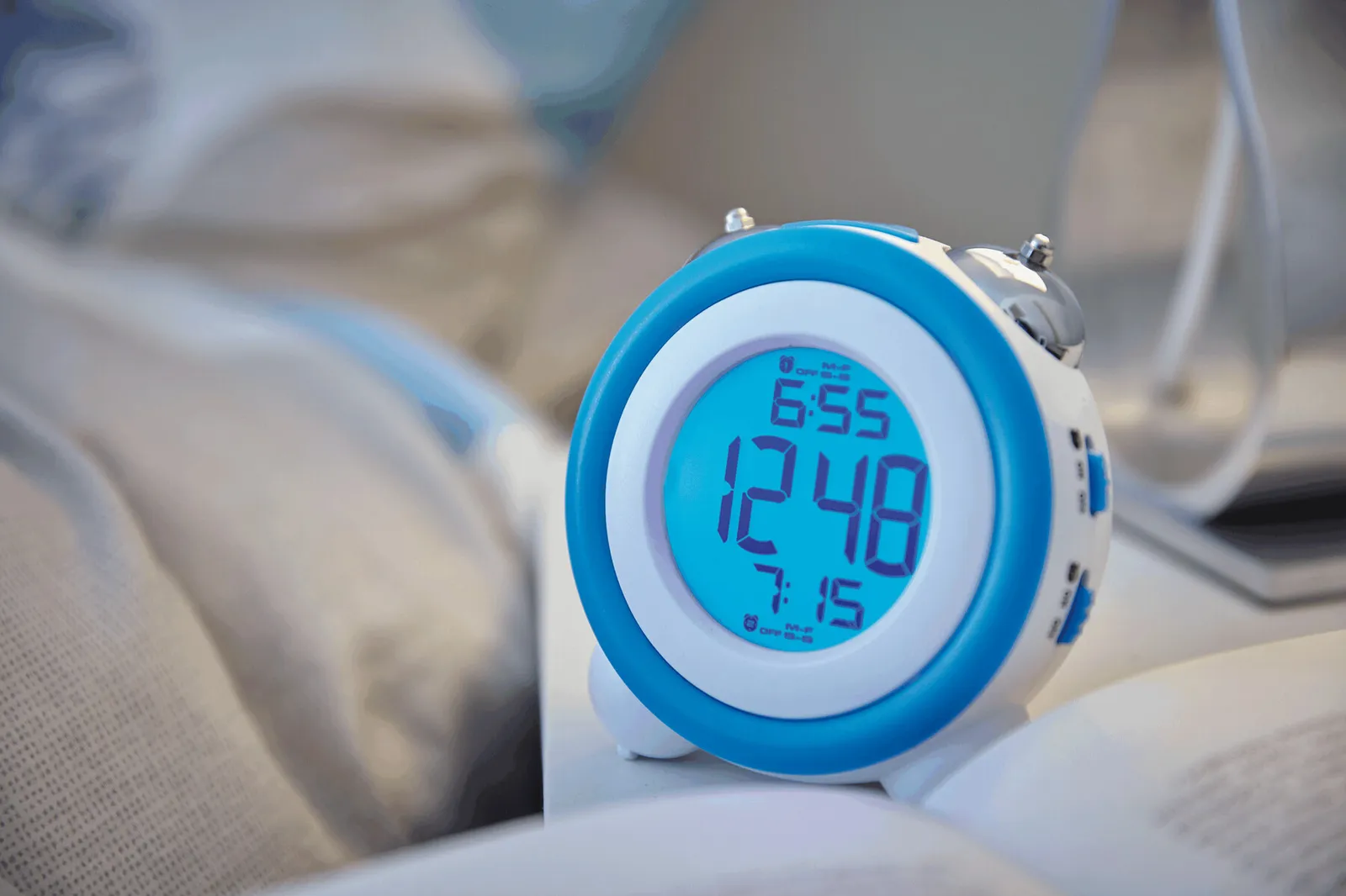 MODERN RETRO - Wecker blau, weiß, blau, weiß – Bild 6