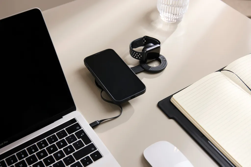 VINGA Baltimore 2-in-1 kabelloser 15W RCS Travel Charger, schwarz – Bild 9