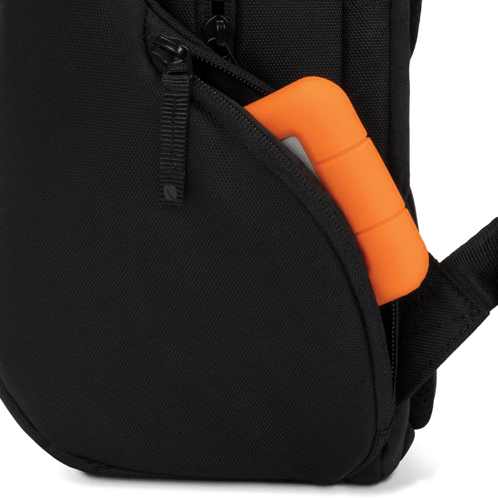 Incase ICON Slim Pack, schwarz – Bild 15