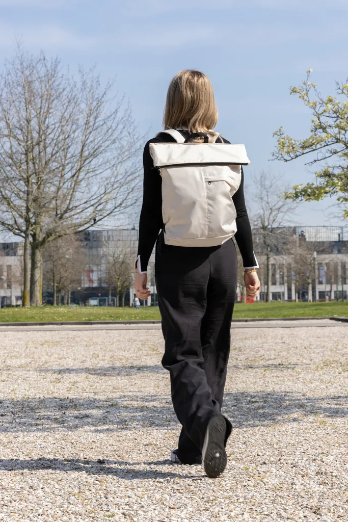 Dillon AWARE™ RPET faltbarer Lightweight-Rucksack, off white – Bild 8