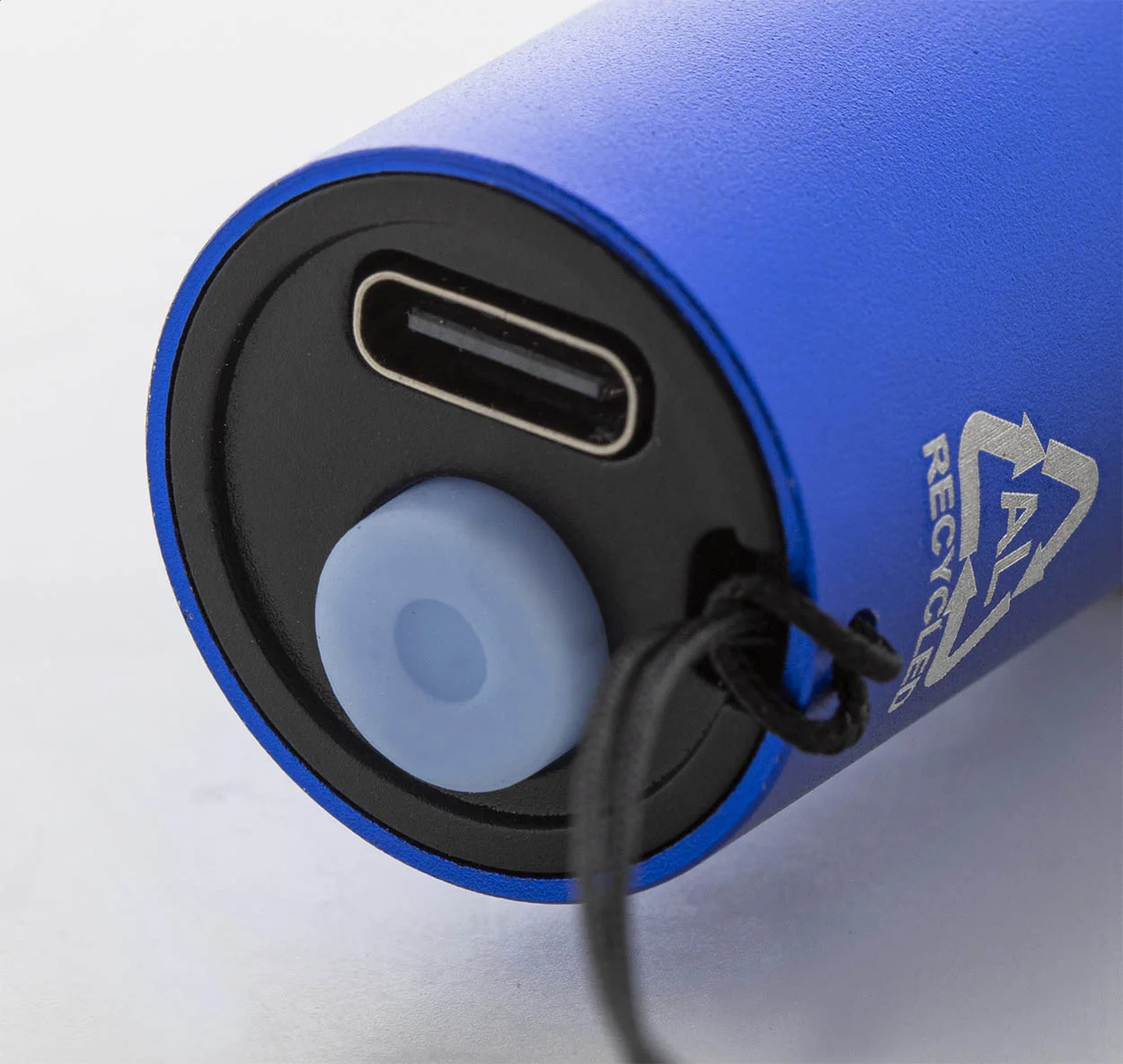 wiederaufladbare Taschenlampe aus recyceltem Aluminium Chargelight Tone, blau – Bild 4