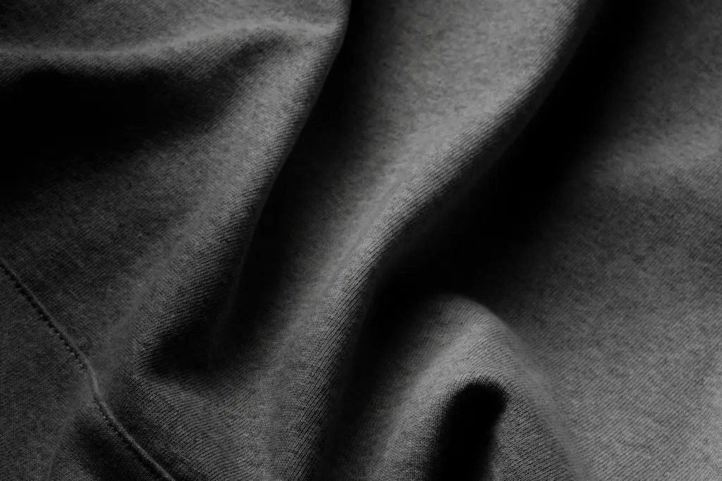 IQONIQ Torres ungefärbter Hoodie aus recycelter Baumwolle, heather grey – Bild 7