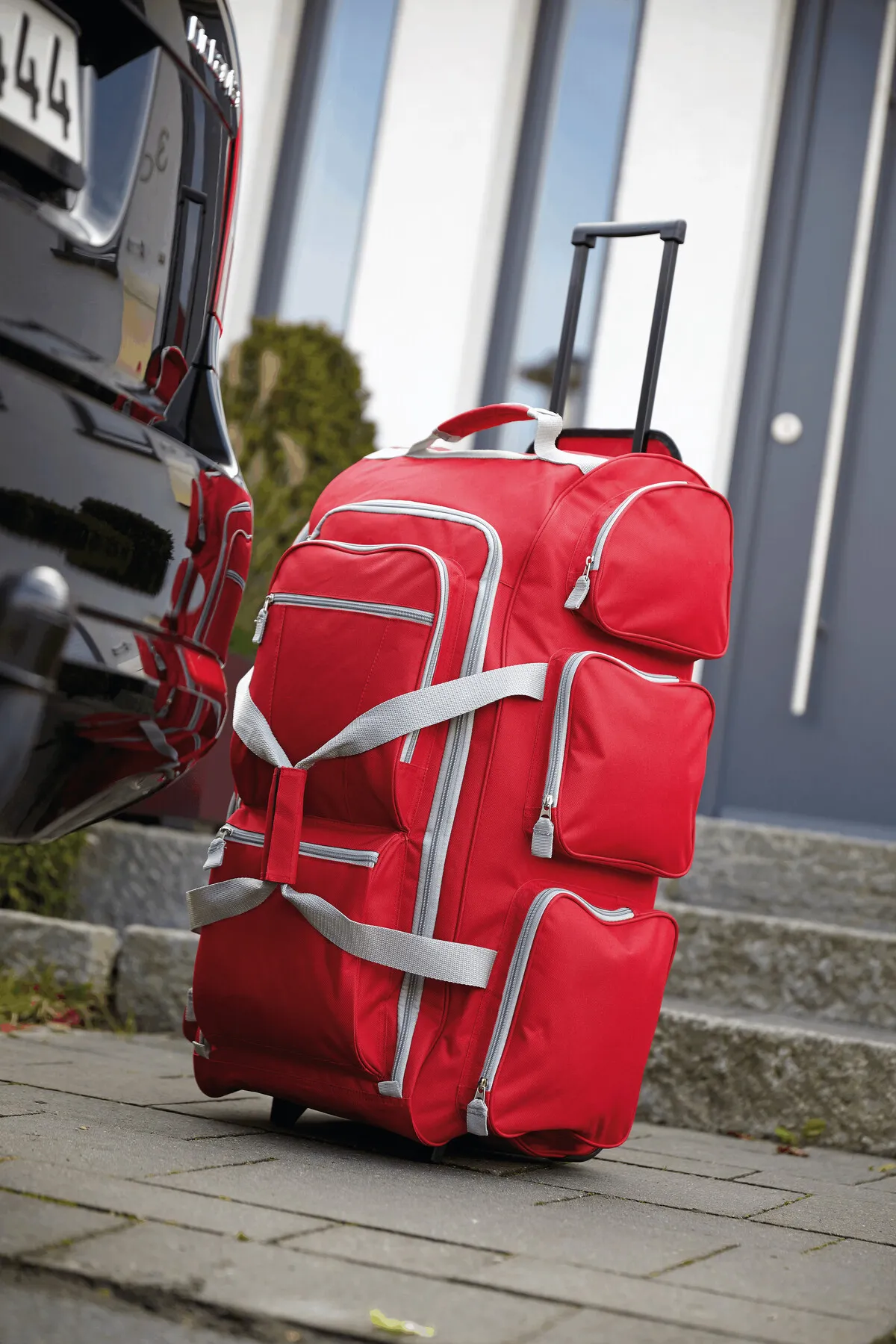 9P - Trolley-Reisetasche, grau, rot – Bild 11