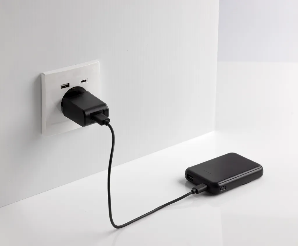Stellar 5.000mAh 5W magnetische Powerbank aus RCS rec. ABS, schwarz – Bild 7