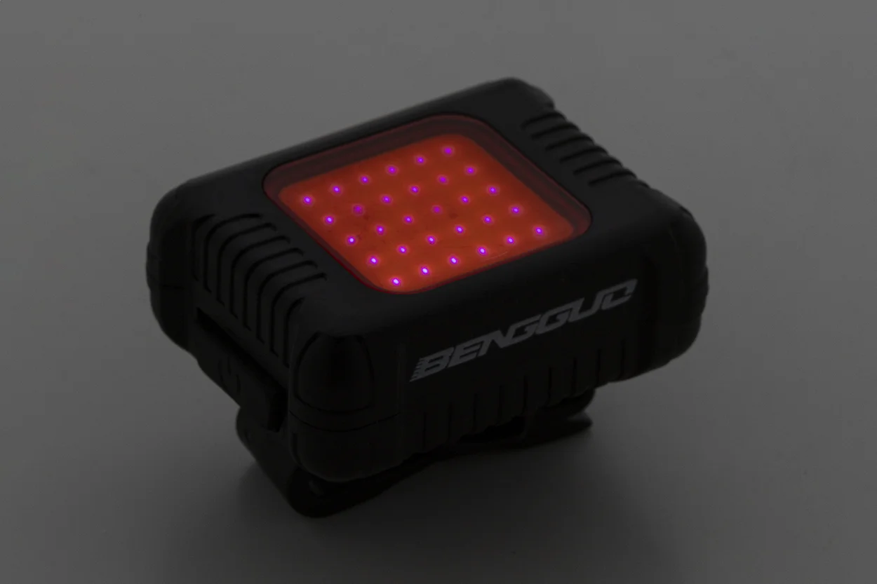wiederaufladbares Fahrradlichtset Cobik, schwarz – Bild 11