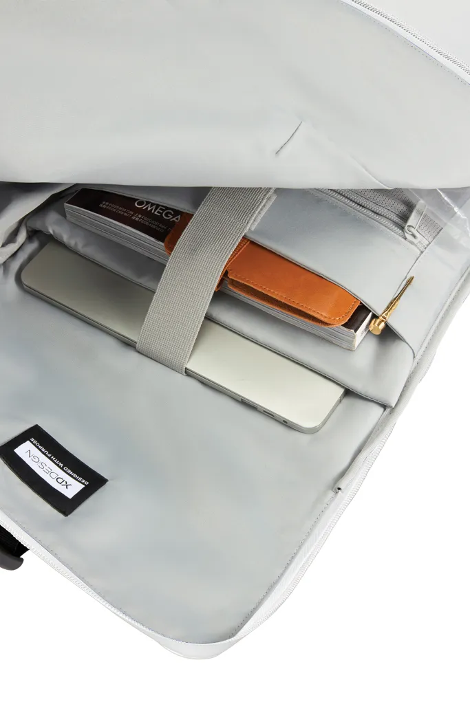 Urban wasserabweisender Flap-Top Rucksack, off white – Bild 9
