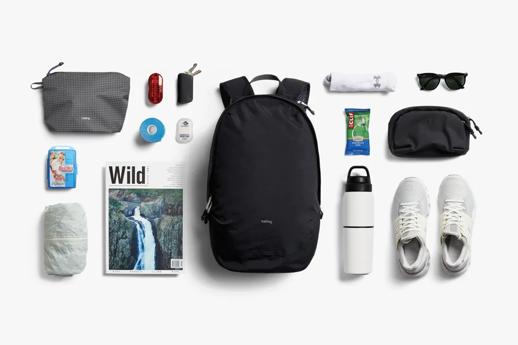 Bellroy Lite Daypack, schwarz – Bild 8