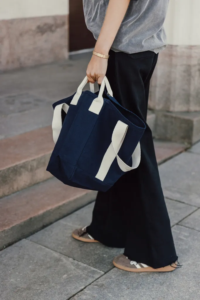 BEAU AWARE™ Strandtasche aus 400gr/m² recyceltem Canvas, navy blau – Bild 5