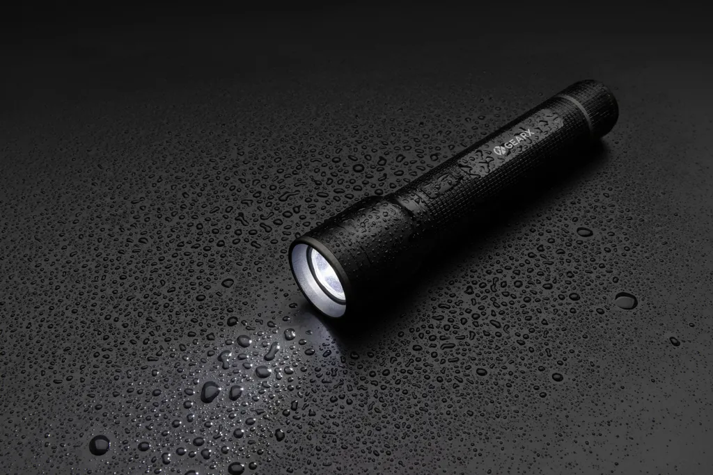 Große Gear X Taschenlampe aus RCS recycelt. Alu mit USB-Akku, schwarz – Bild 7