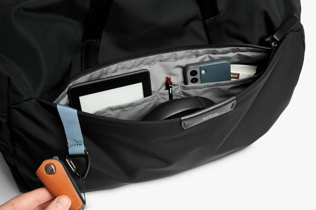 Bellroy Classic Weekender 45L, schwarz – Bild 9