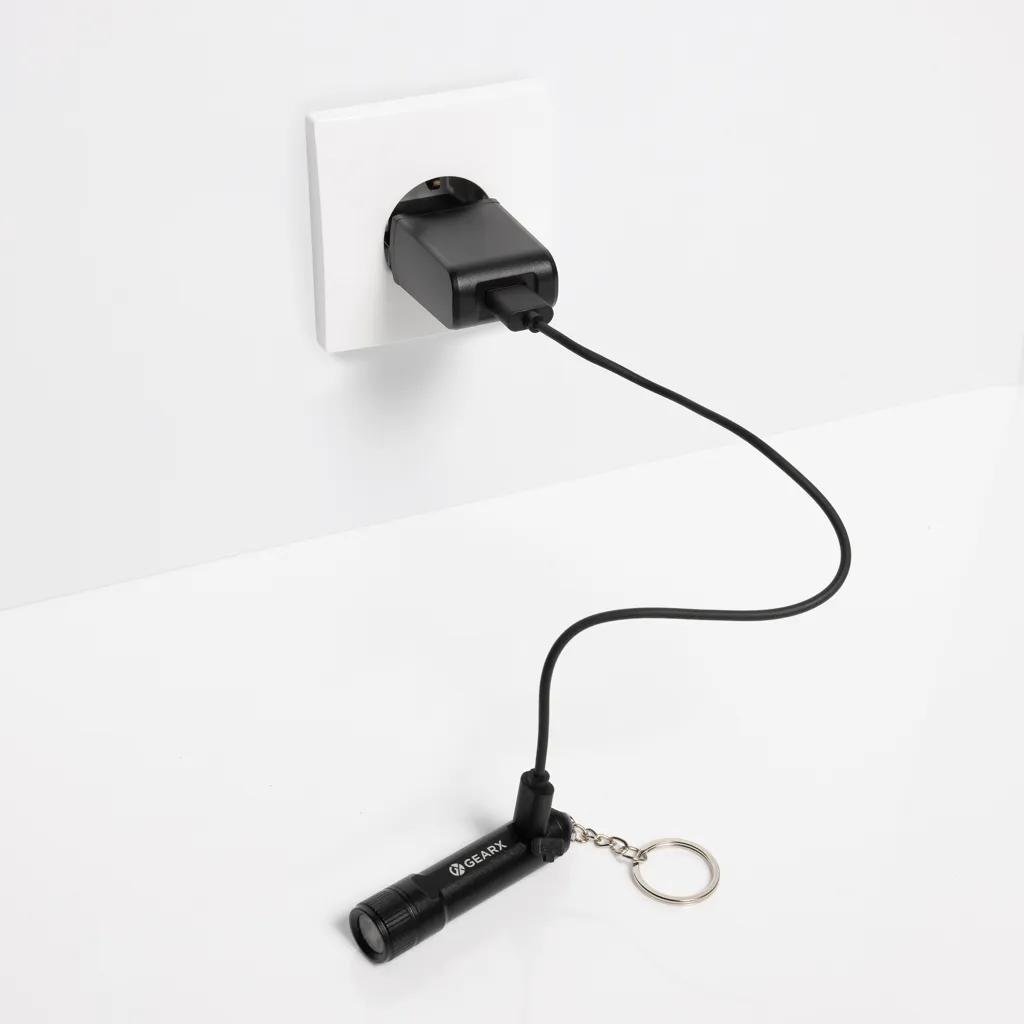 Gear X wiederaufladbare ultrahelle Key-Chain Taschenlampe, schwarz – Bild 5