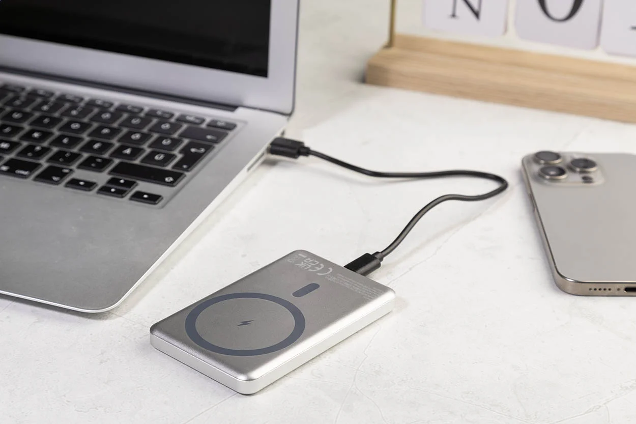 Powerbank RaluLux, silber – Bild 4