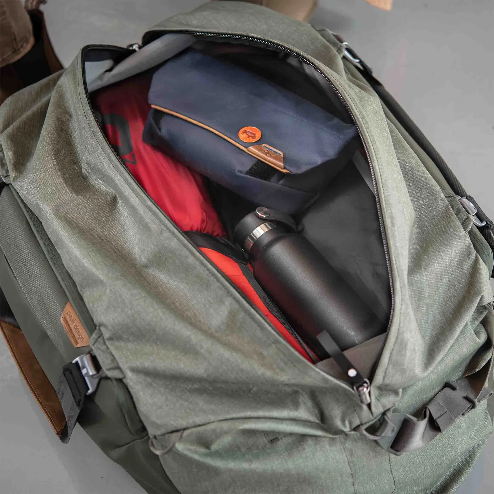 Peak Design Reisetasche 65L, Salbeigrün – Bild 6