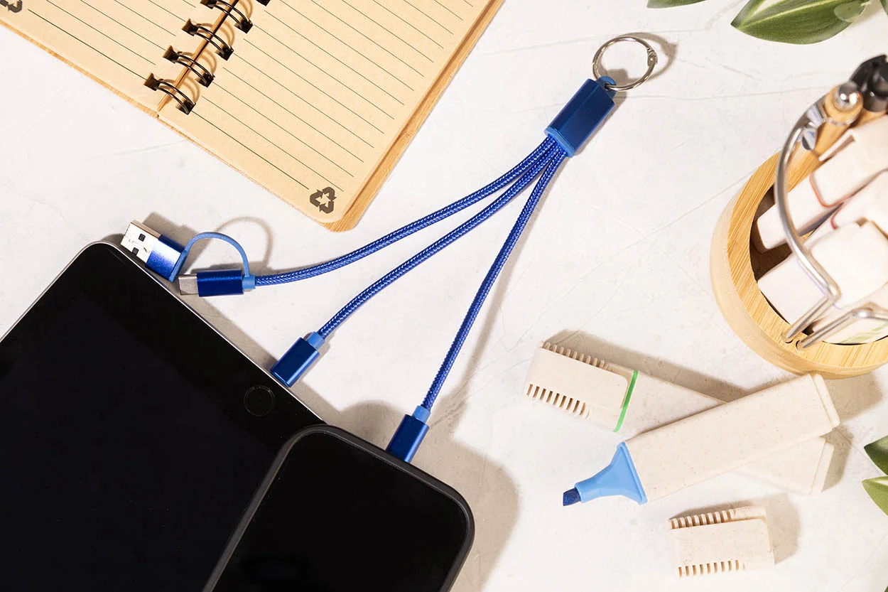USB-Ladekabel Rafob mit Schlüsselanhänger, blau – Bild 4