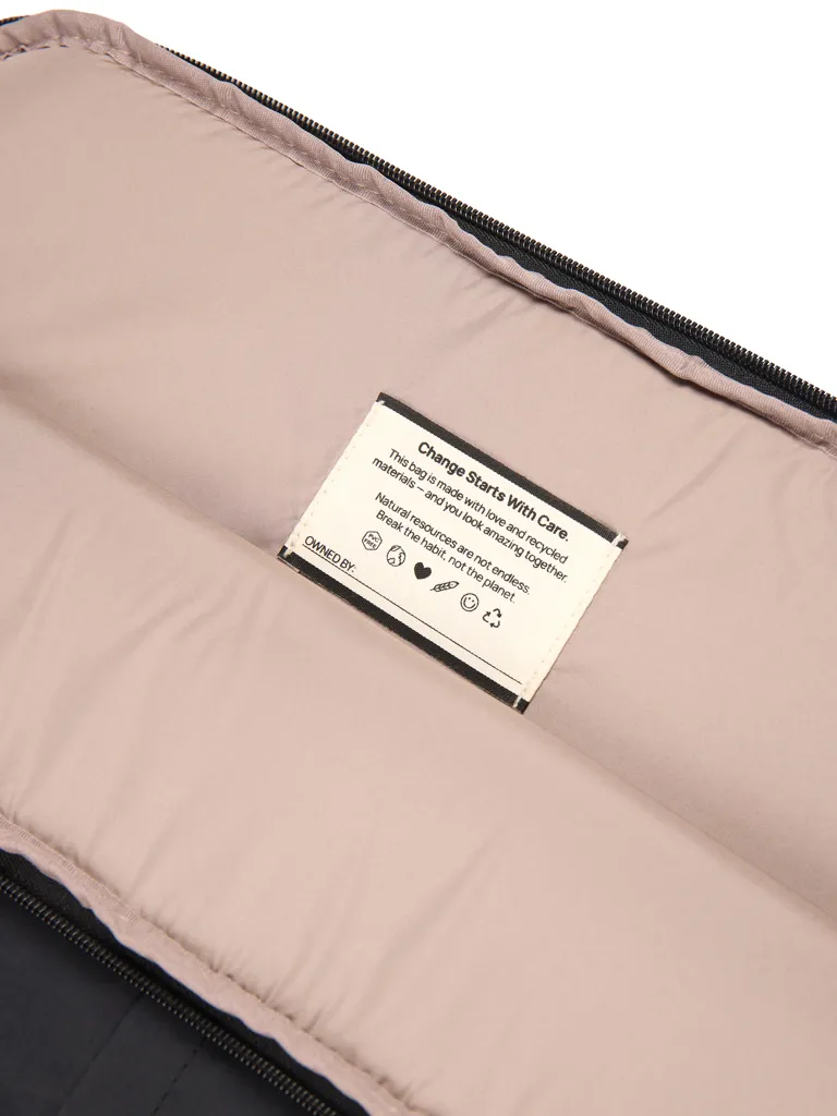 KENTO URBAN 15,6" Laptop-Sleeve aus RCS rec. Nylon, schwarz – Bild 4