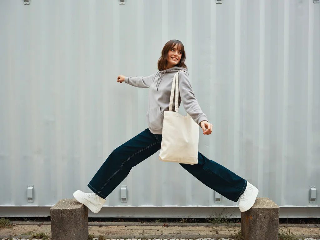IQONIQ Trivor Mikrofleece-Kapuzen-Pulli aus recyc. Polyester, storm grey – Bild 9