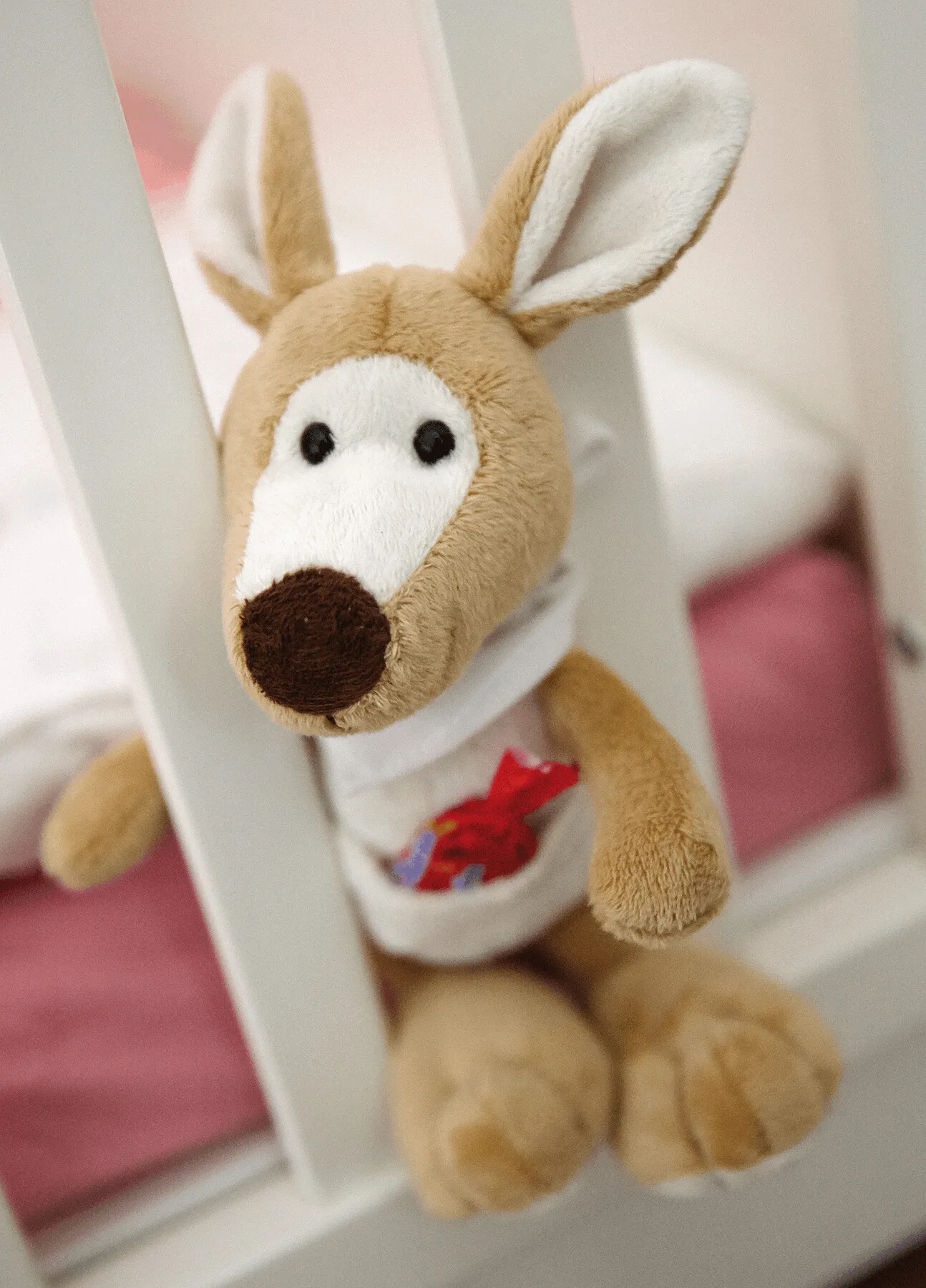 JUMPER - Plüsch-Känguru braun, weiß, braun, weiß – Bild 6