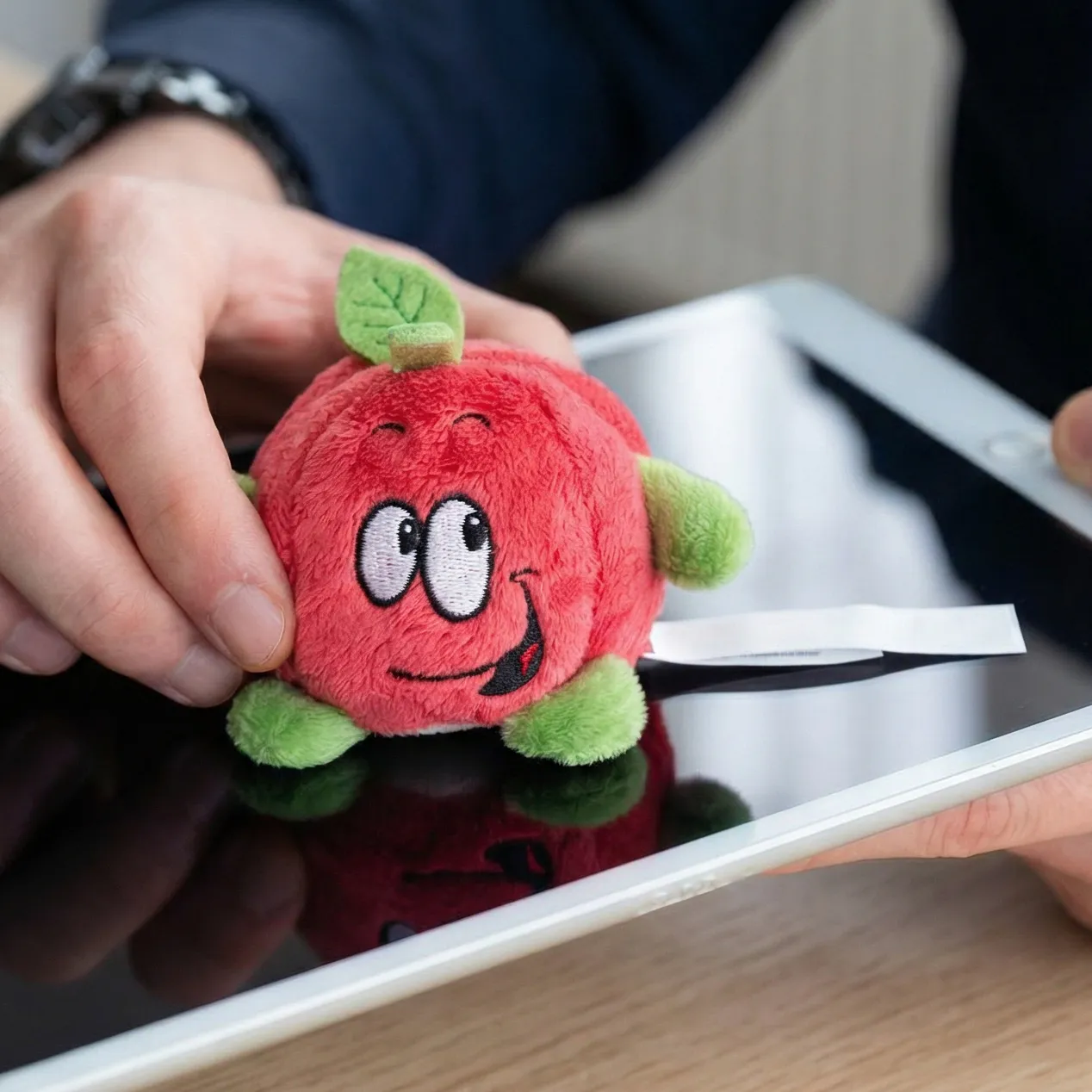 Schmoozies® Apfel, rot – Bild 3