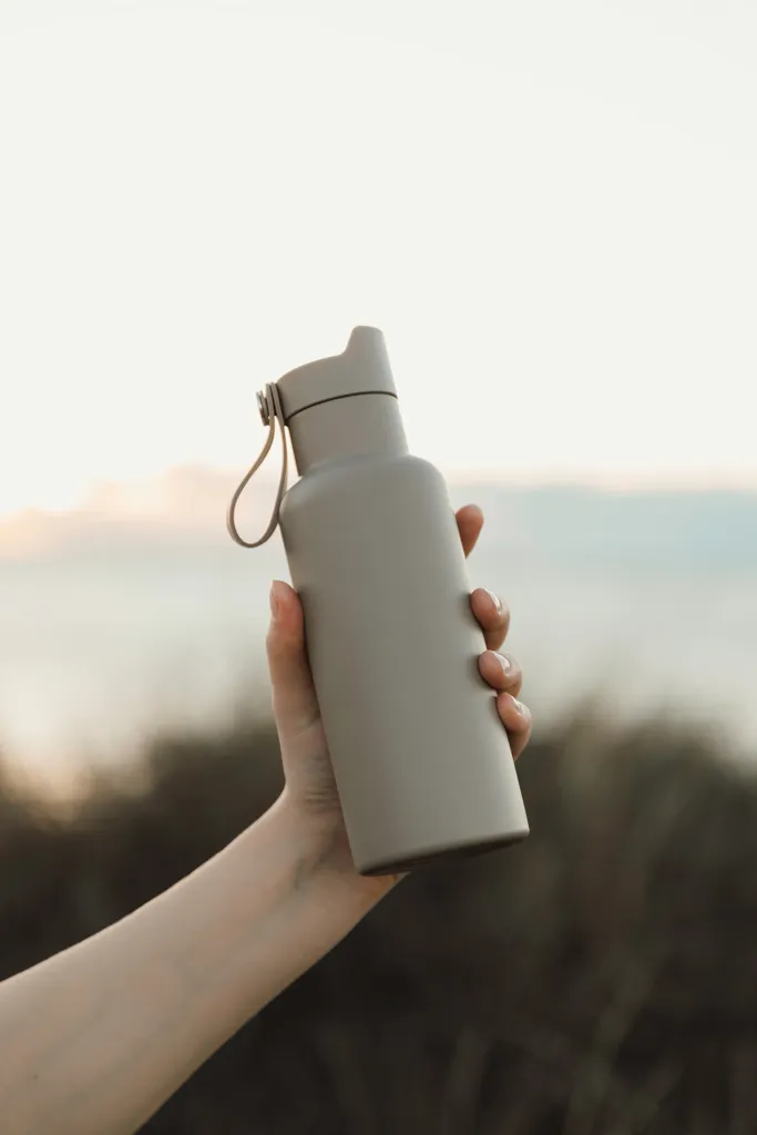 VINGA Balti Thermosflasche, greige – Bild 10