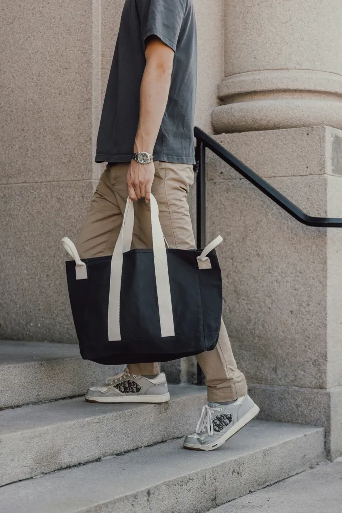 BEAU AWARE™ Strandtasche aus 400gr/m² recyceltem Canvas, schwarz – Bild 4