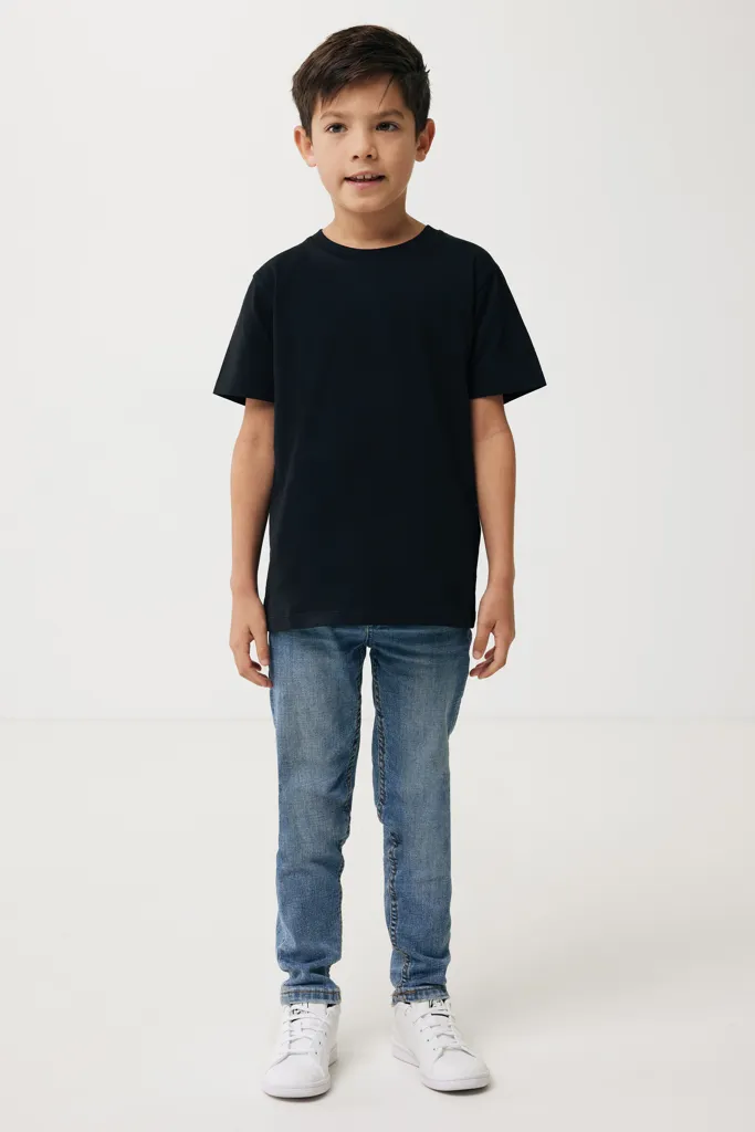 IQONIQ Koli Kids T-Shirt aus recycelter Baumwolle, schwarz – Bild 4