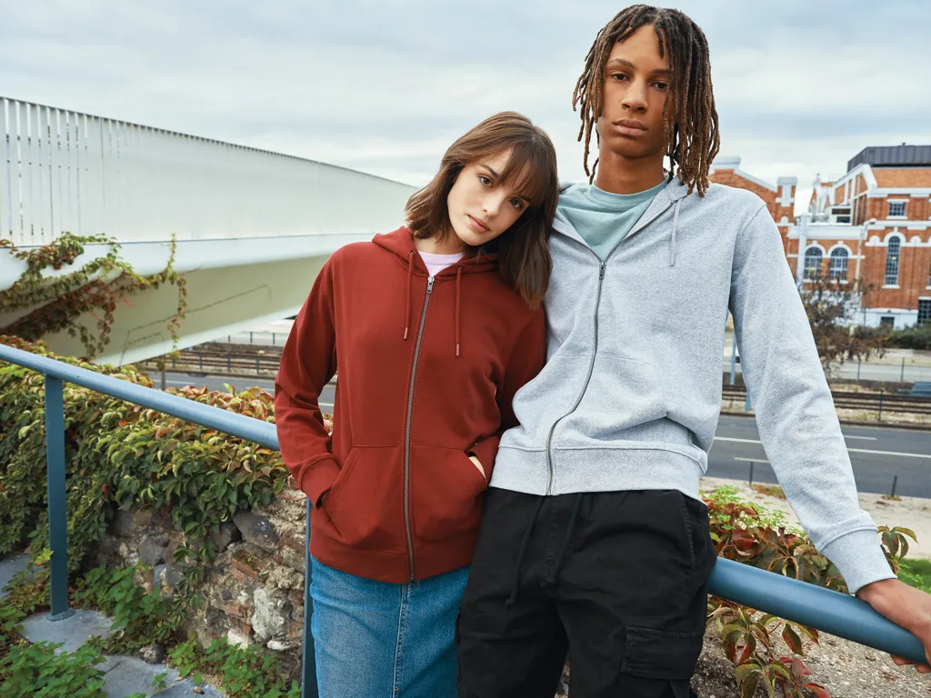 IQONIQ Abisko Zip-Kapuzenpullover aus recycelter Baumwolle, burgunderrot – Bild 8