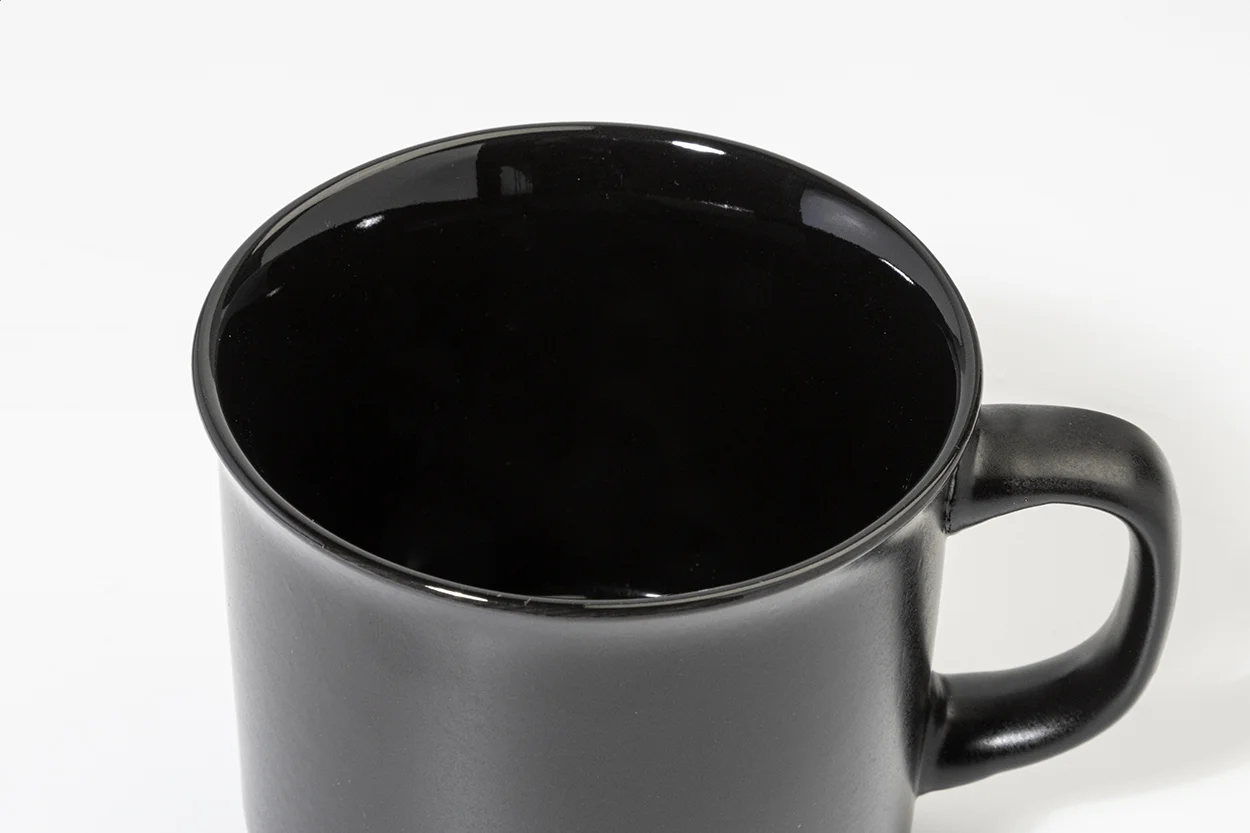 Matter Vintage-Becher Woodstock Flat, schwarz – Bild 4