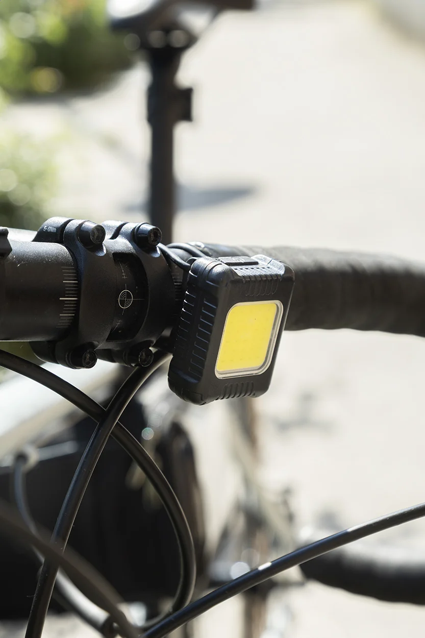 wiederaufladbares Fahrradlichtset Cobik, schwarz – Bild 13
