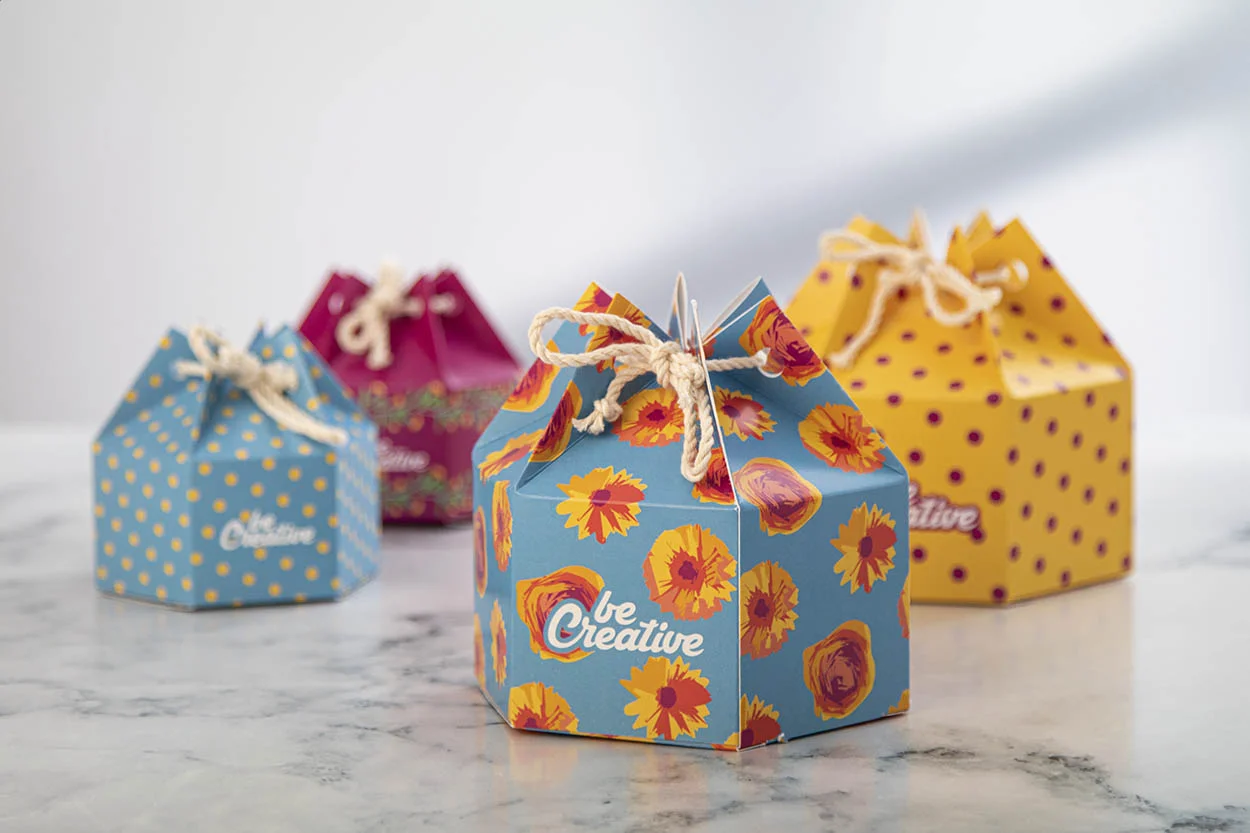 Sechseckige Geschenkbox CreaBox HexaCord M, weiß – Bild 5