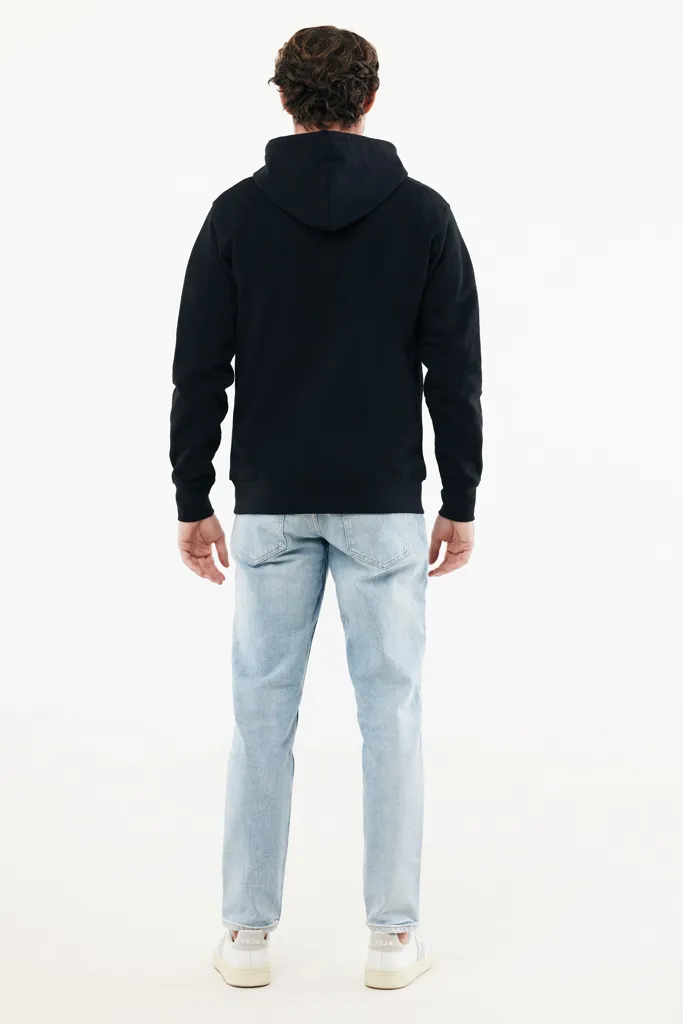 IQONIQ Abisko Zip-Kapuzenpullover aus recycelter Baumwolle, schwarz – Bild 8