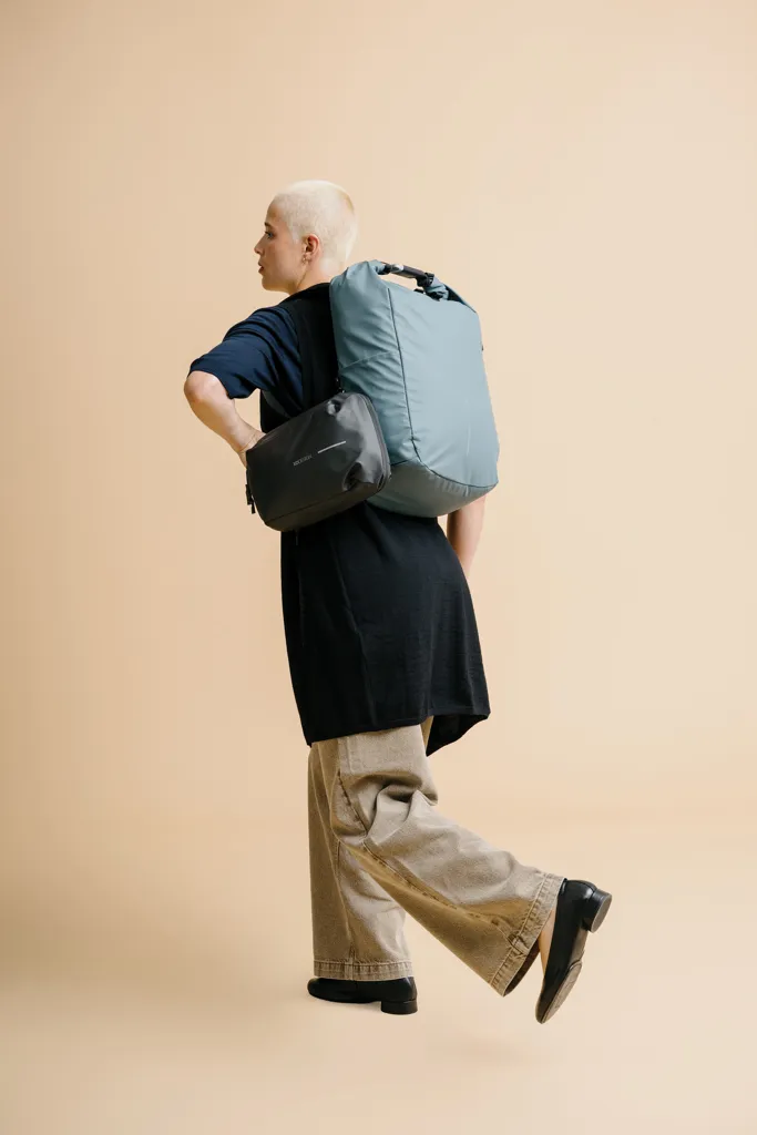 Urban wasserabweisender Sling-Bag, schwarz – Bild 21