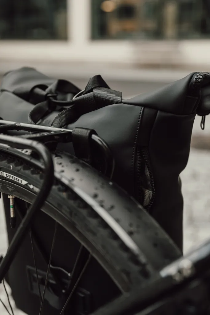 VINGA Baltimore RCS Fahrradtasche, schwarz – Bild 9
