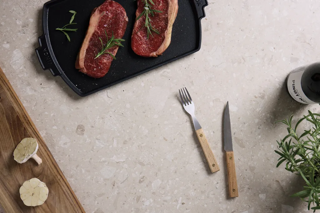 VINGA Paso 8-teiliges Grill-Besteck-Set, braun – Bild 3