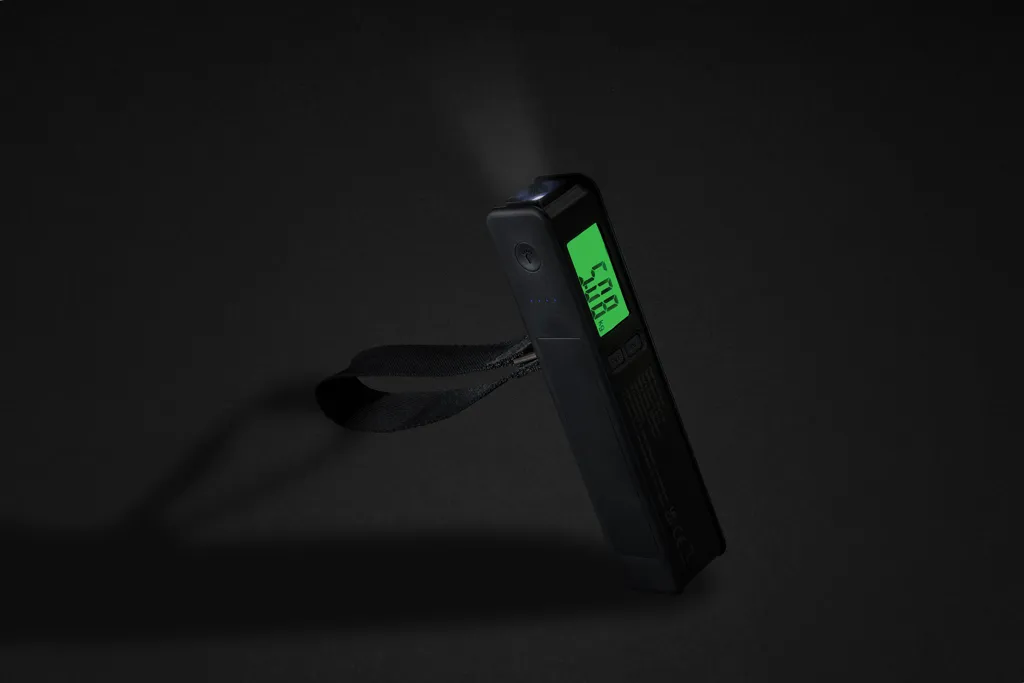 Swiss Peak 5-in-1-Kofferwaage mit Powerbank und Taschenlampe, schwarz – Bild 12