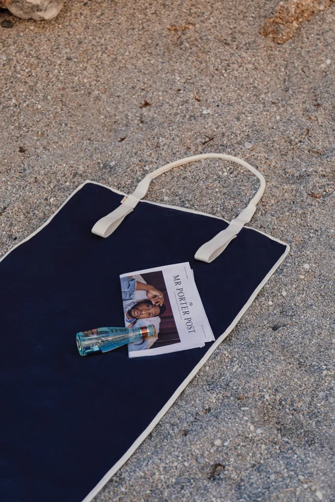 VINGA Volonne AWARE™ Strandmatte aus recyceltem Canvas, blau – Bild 4