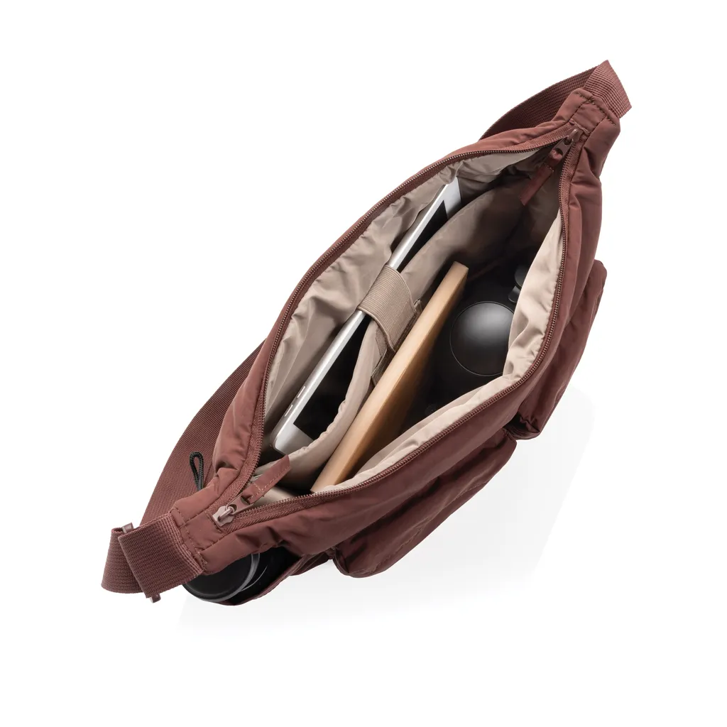 KENTO URBAN gepolsterte Crossover-Tasche aus RCS rec. Nylon, burgunderrot – Bild 4