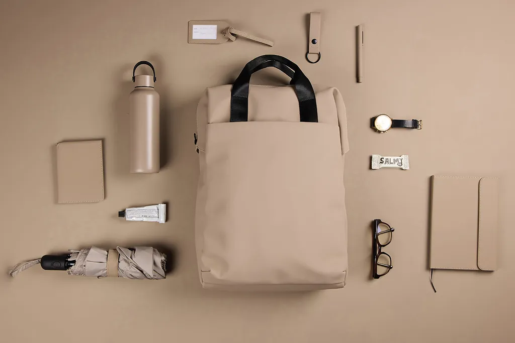 VINGA Baltimore RCS Tote Rucksack, greige – Bild 6