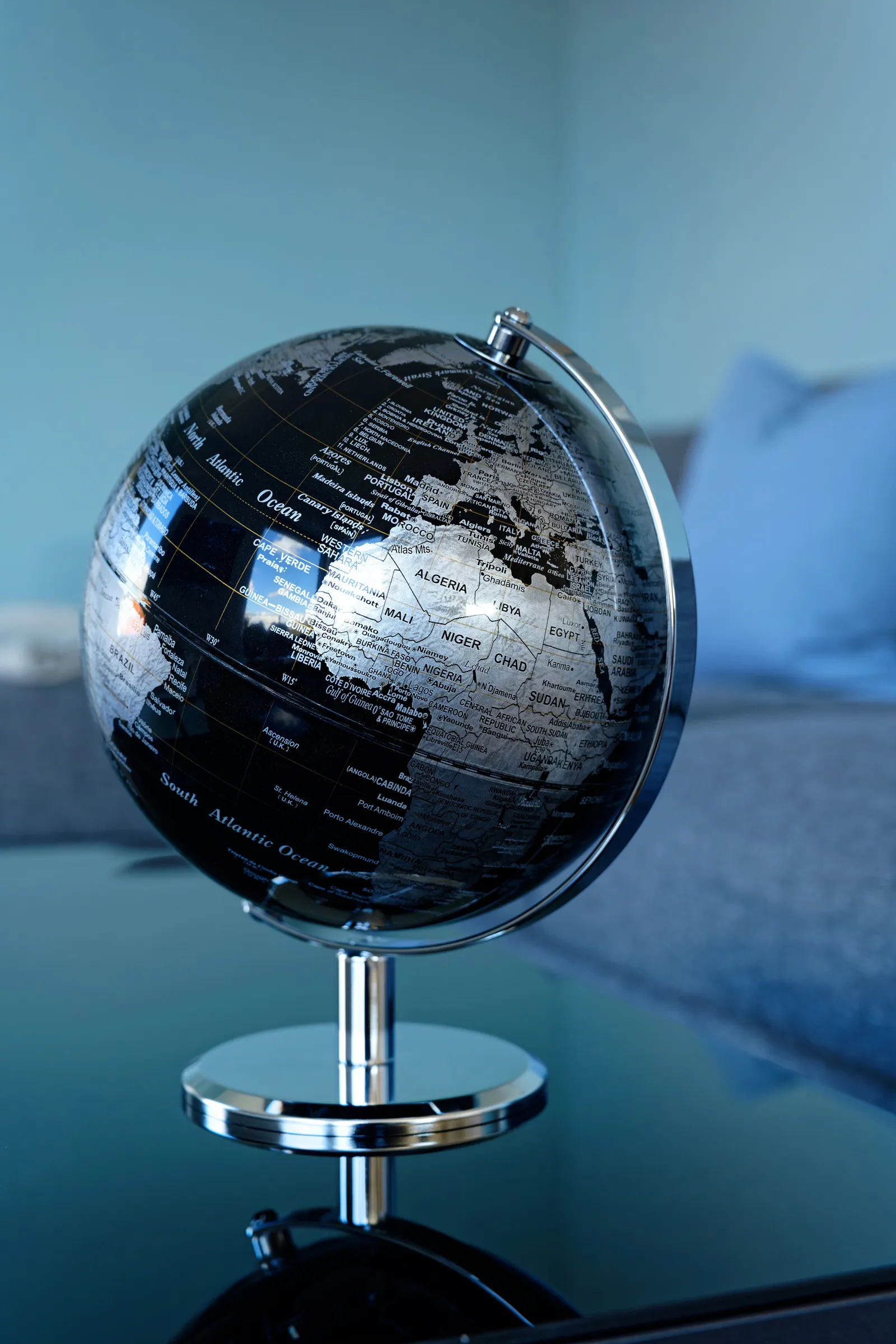 Globus LUNAR, schwarz/silberfarben – Bild 3