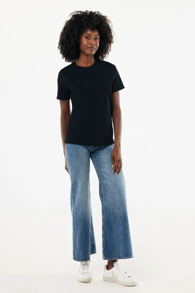 IQONIQ Brett T-Shirt aus recycelter Baumwolle, schwarz – Bild 4