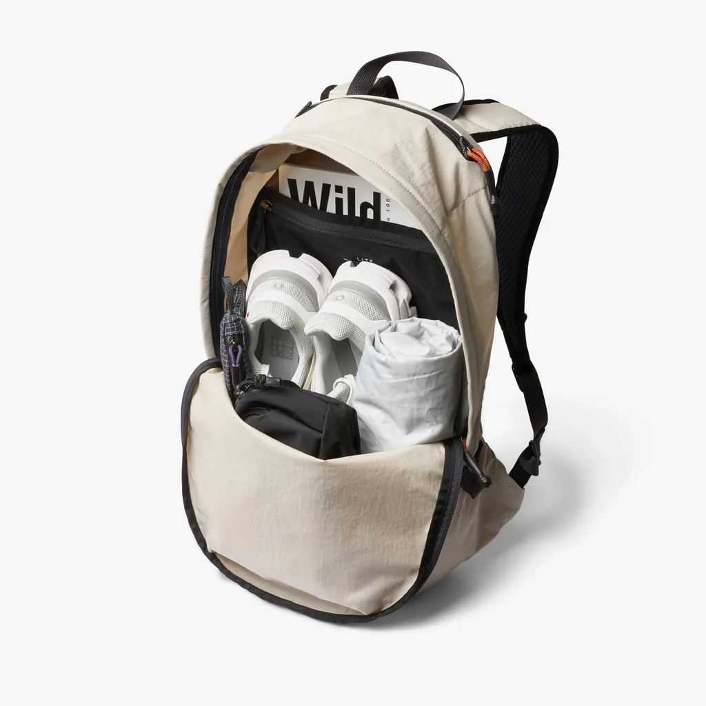 Bellroy Lite Daypack, beige – Bild 3