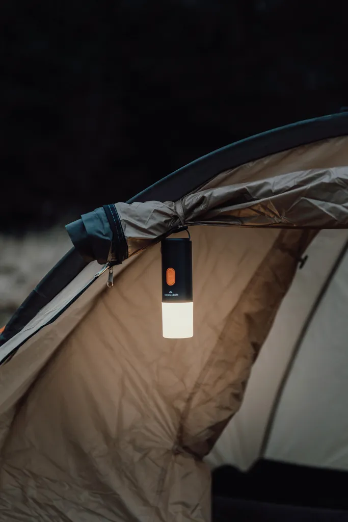Nordic Drift Titan 2-in-1-Luftpumpe und Campinglampe, schwarz – Bild 6