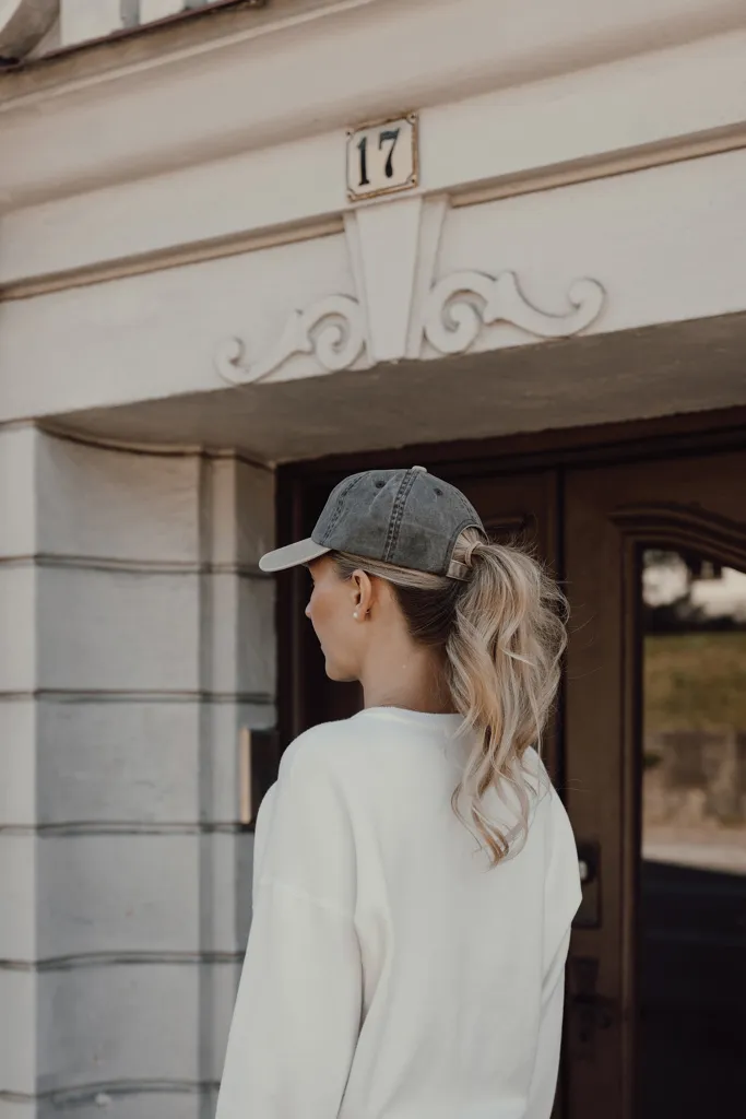 BEAU AWARE™ Two-Tone 6-Panel-Cap aus washed Cotton-Twill, braun – Bild 9
