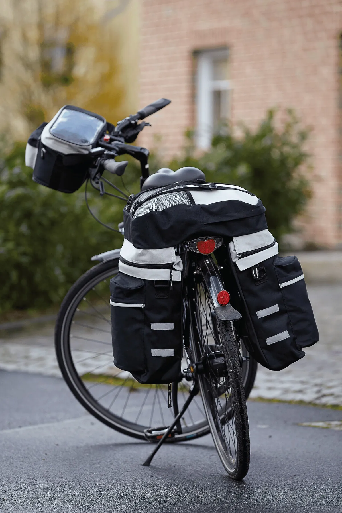 BIKE - Fahrrad-Packtaschenset 3-teilig grau, schwarz, grau, schwarz – Bild 11